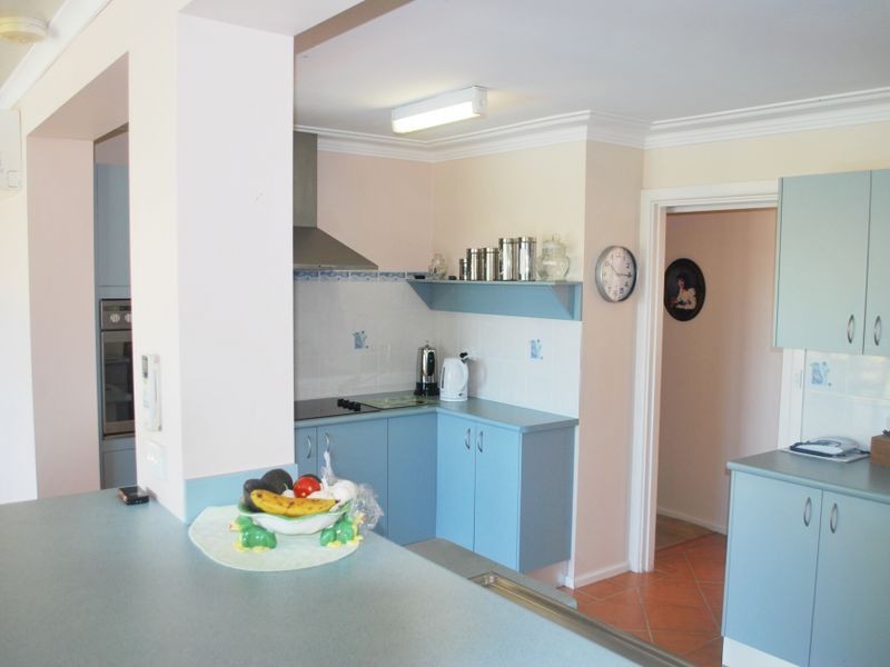 18 Hillview Crescent, Coffs Harbour NSW 2450