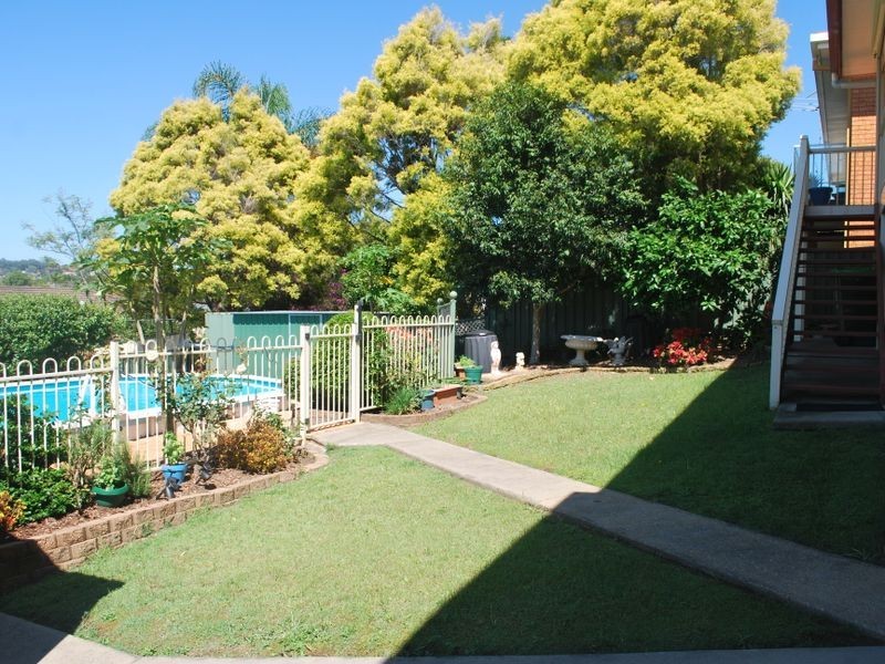 18 Hillview Crescent, Coffs Harbour NSW 2450