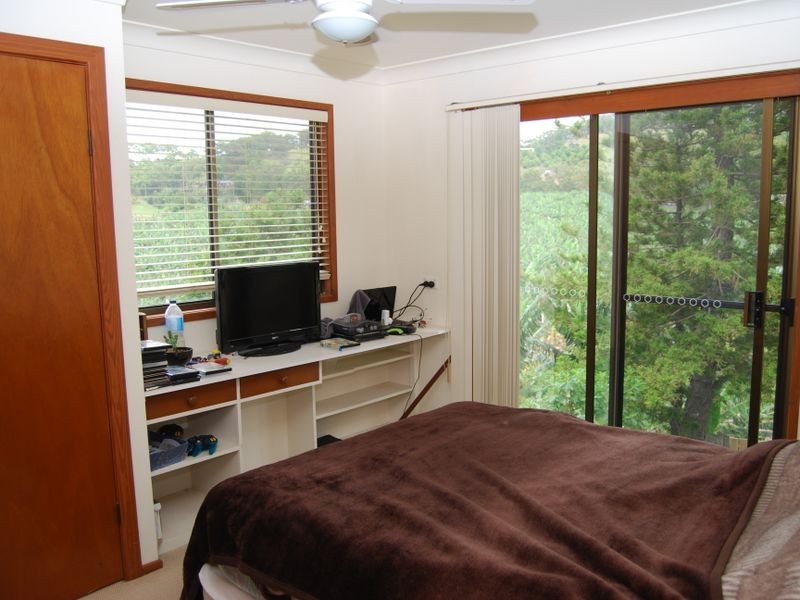 13 Hunter Close, Sapphire Beach NSW 2450