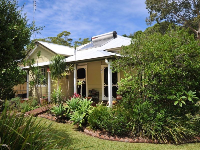 15 Rushton Avenue, Moonee Beach NSW 2450