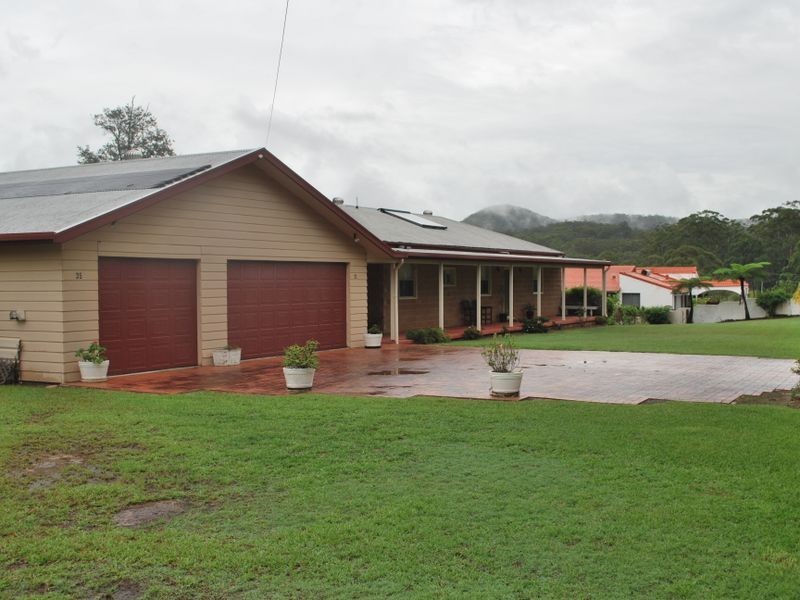 35 Smiths Road, Emerald Beach NSW 2456