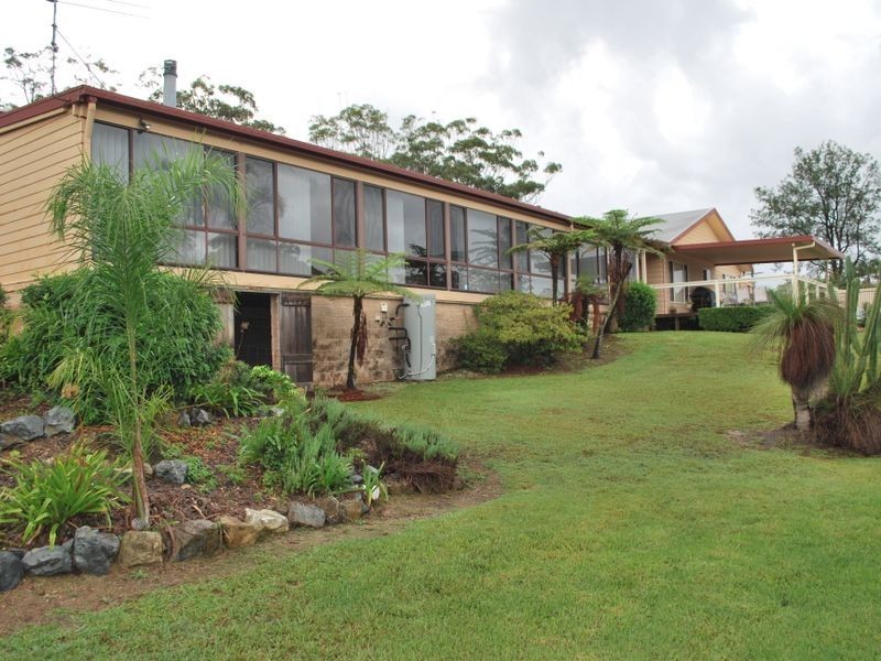 35 Smiths Road, Emerald Beach NSW 2456