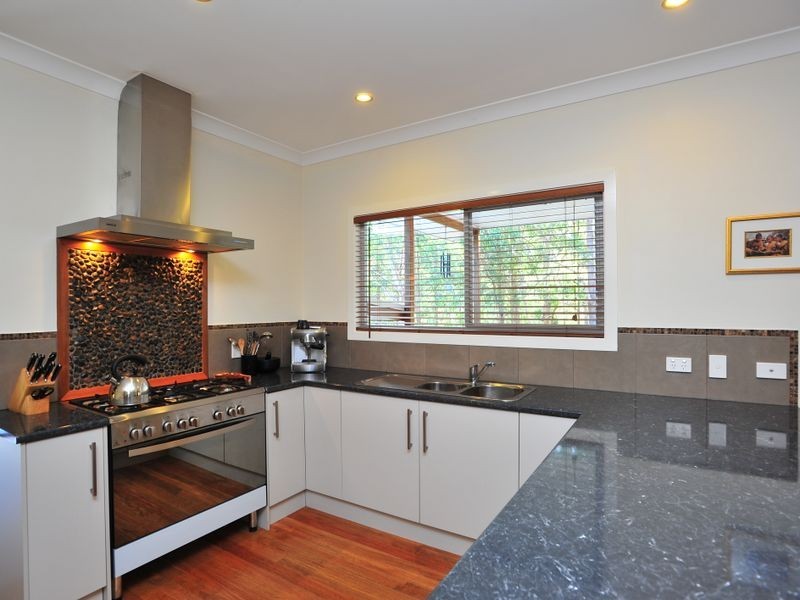 38 Skinner Close, Emerald Beach NSW 2456