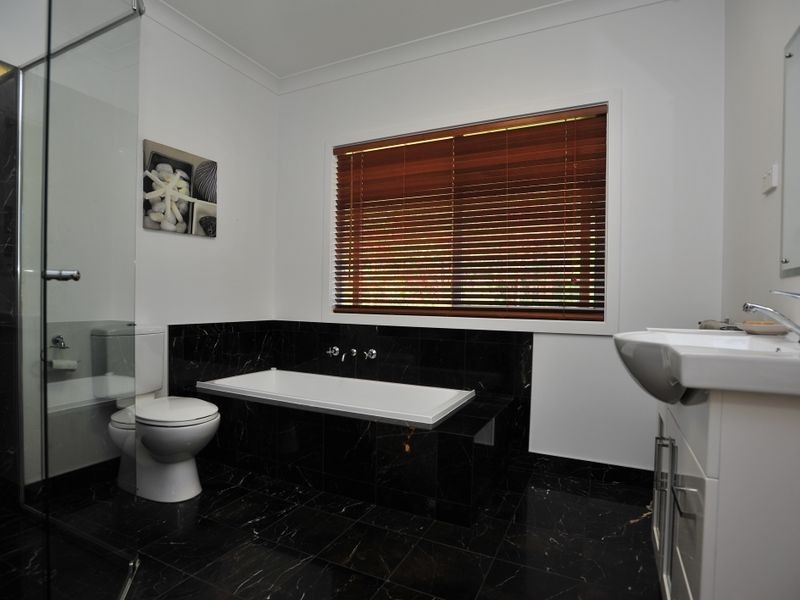 38 Skinner Close, Emerald Beach NSW 2456