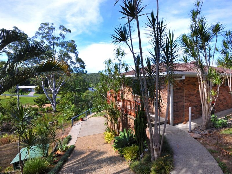 2/5 Pearce Drive, Coffs Harbour NSW 2450