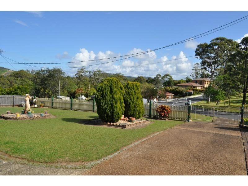 19 Newmans Road, Woolgoolga NSW 2456