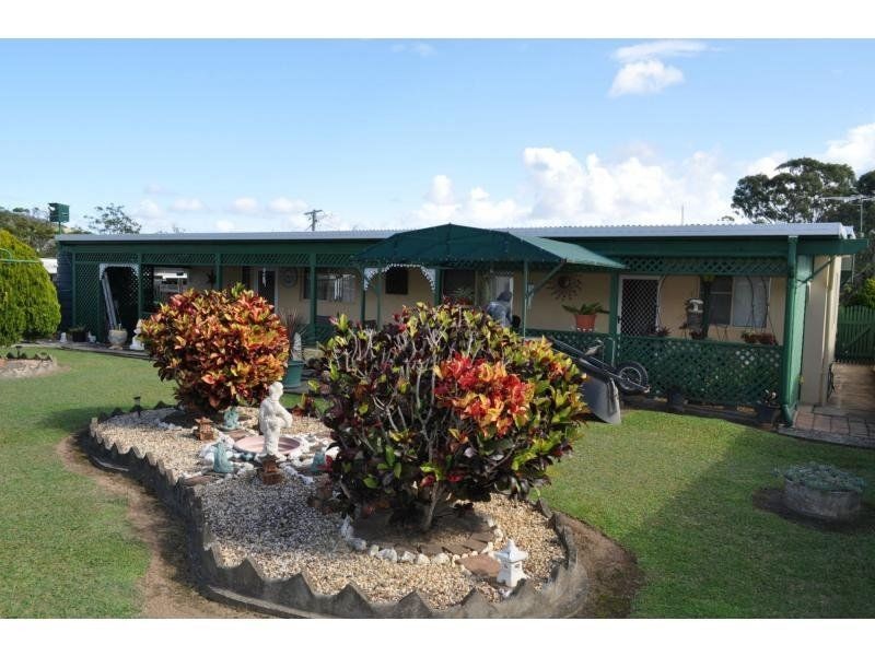 19 Newmans Road, Woolgoolga NSW 2456