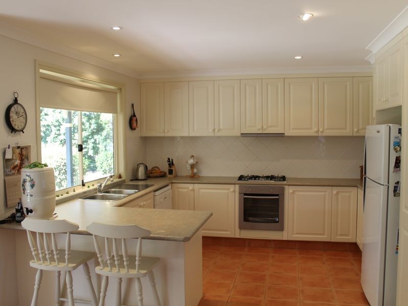 18 Topaz Drive, Emerald Beach NSW 2456