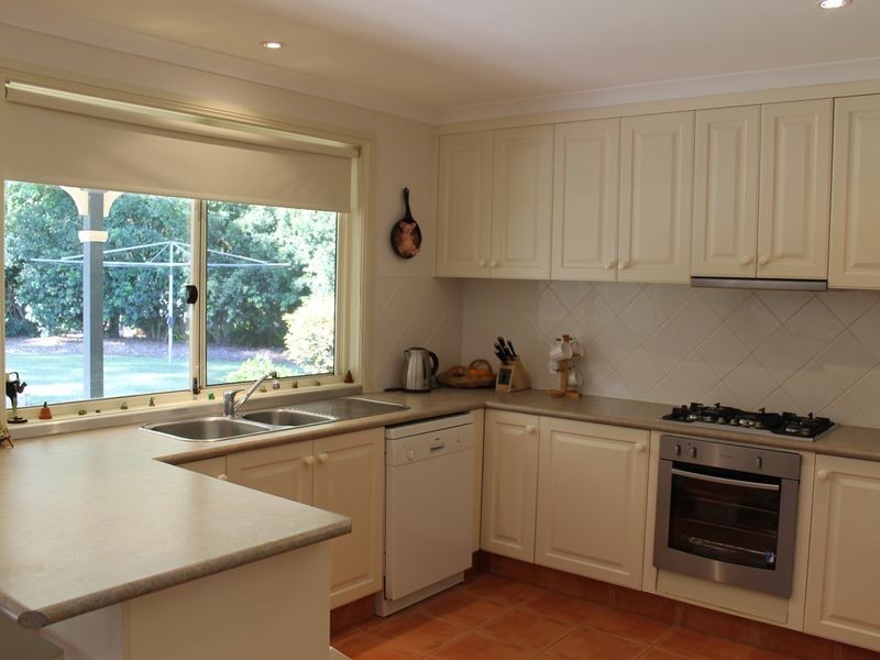 18 Topaz Drive, Emerald Beach NSW 2456