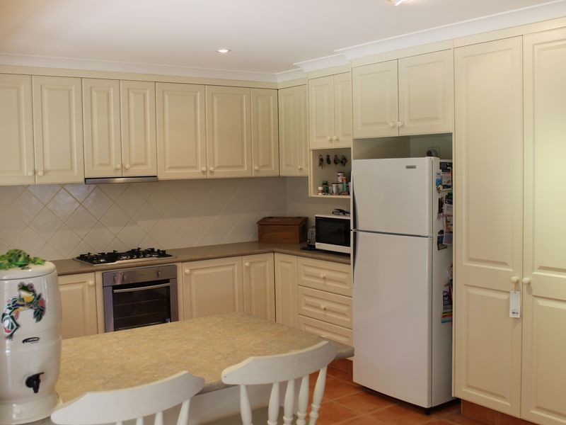 18 Topaz Drive, Emerald Beach NSW 2456