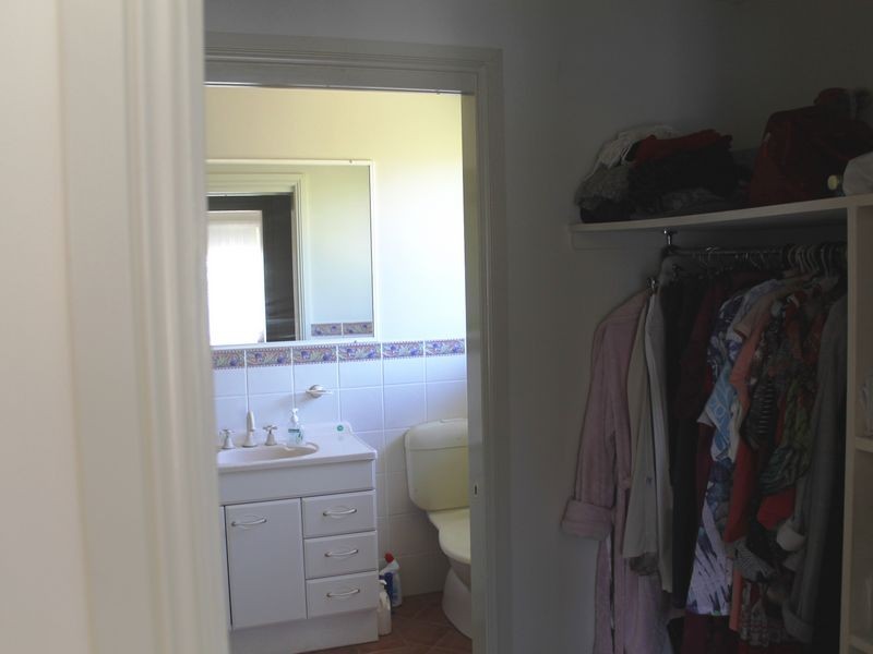 18 Topaz Drive, Emerald Beach NSW 2456