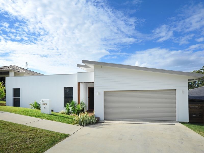 2a Yachtsman Drive, Safety Beach NSW 2456