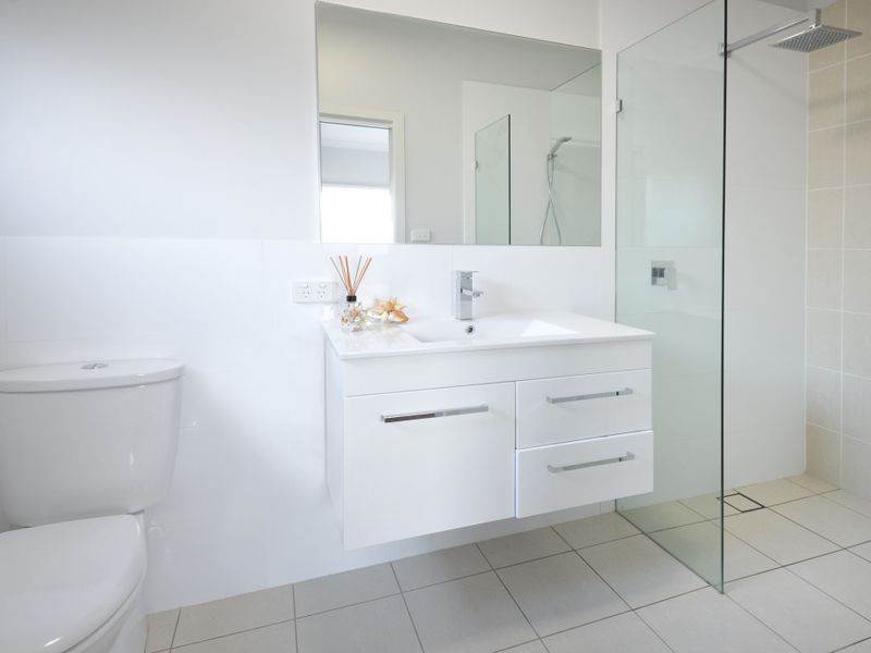 2a Yachtsman Drive, Safety Beach NSW 2456