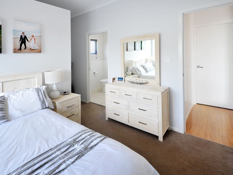 2a Yachtsman Drive, Safety Beach NSW 2456