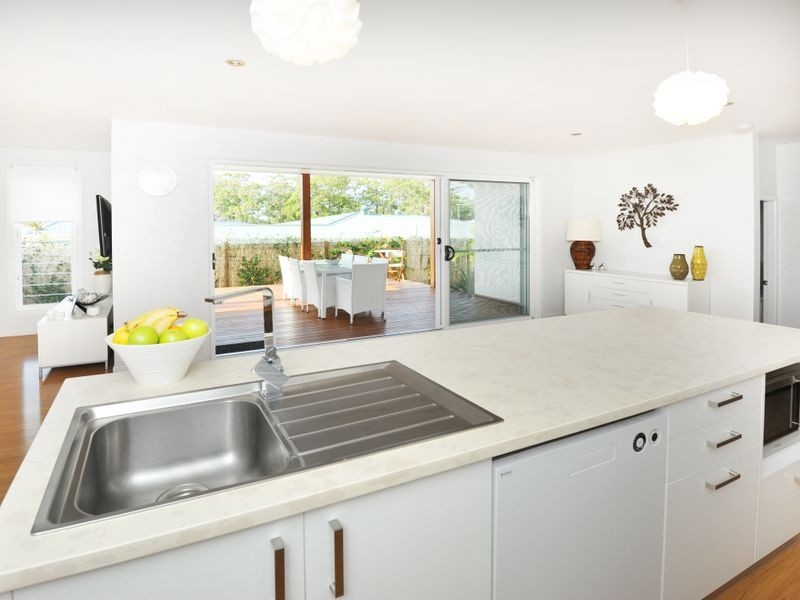 2a Yachtsman Drive, Safety Beach NSW 2456