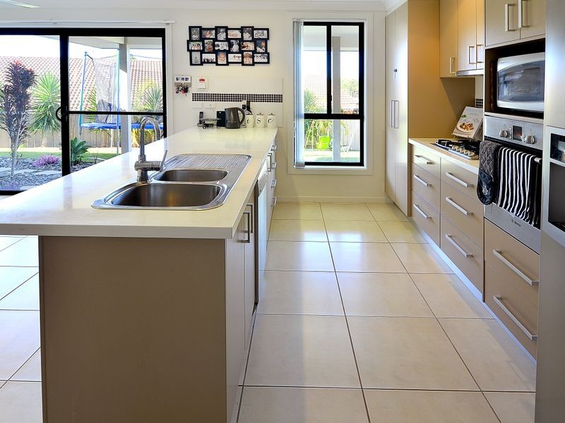 21 Vista Close, Woolgoolga NSW 2456