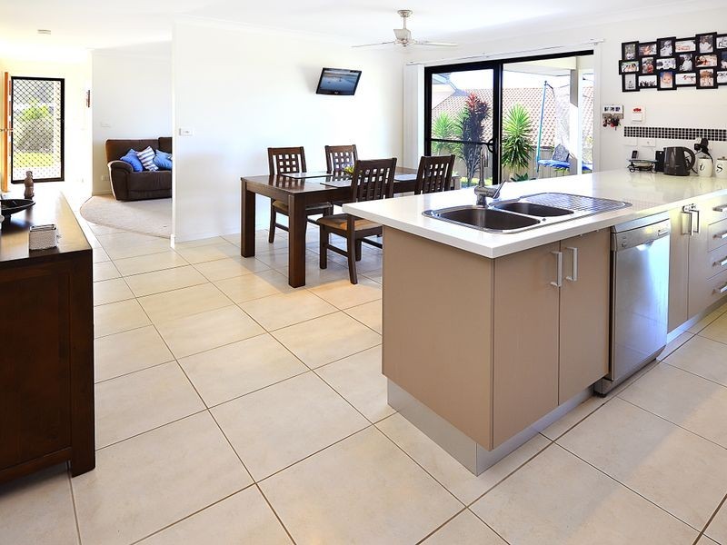 21 Vista Close, Woolgoolga NSW 2456