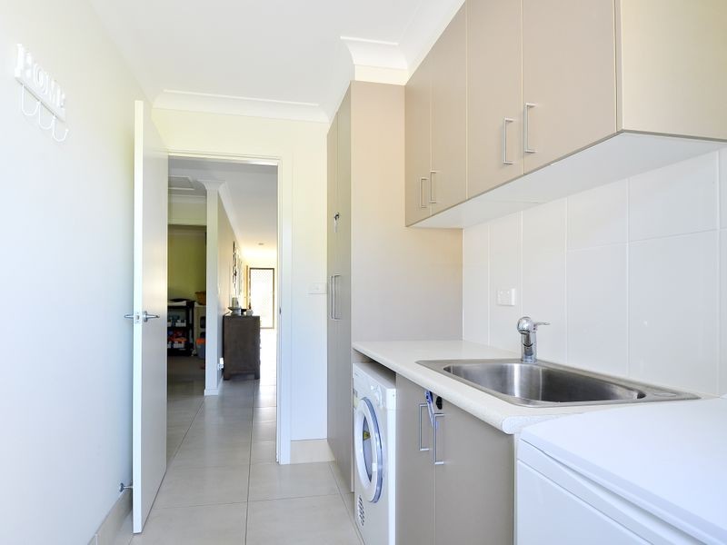 21 Vista Close, Woolgoolga NSW 2456