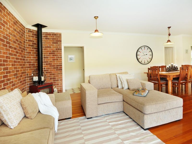 10 Lake Russell Drive, Emerald Beach NSW 2456