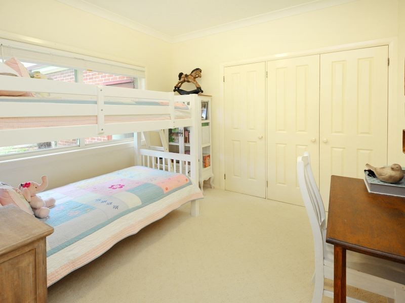 10 Lake Russell Drive, Emerald Beach NSW 2456