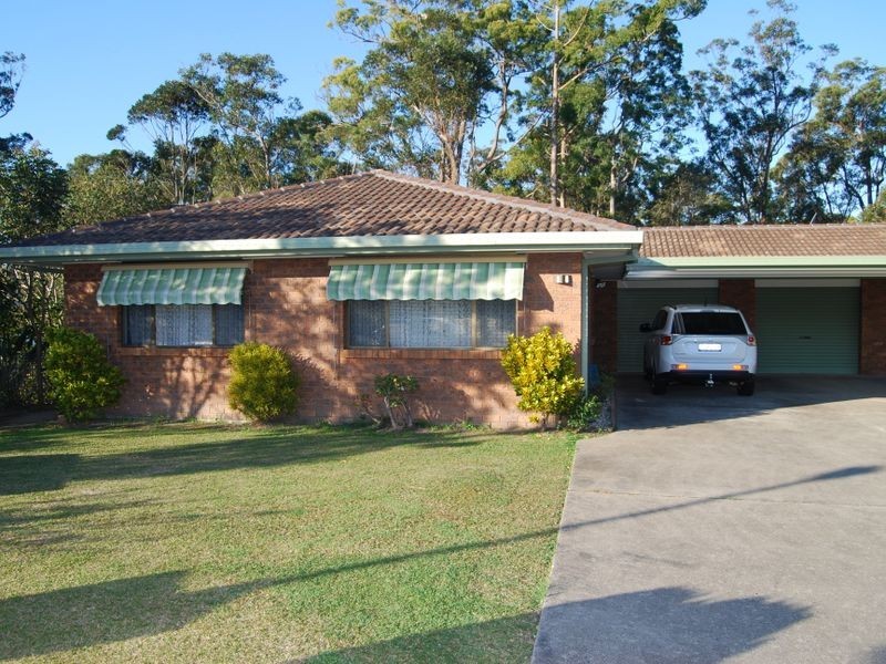 1/8 Sunbird Crescent, Boambee East NSW 2452