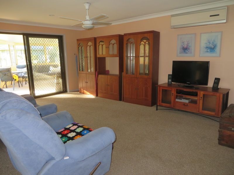 1/8 Sunbird Crescent, Boambee East NSW 2452