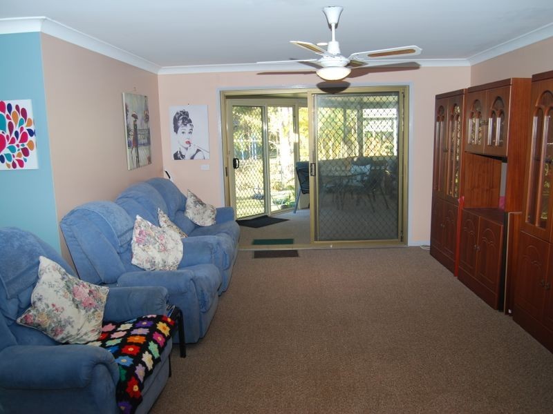 1/8 Sunbird Crescent, Boambee East NSW 2452