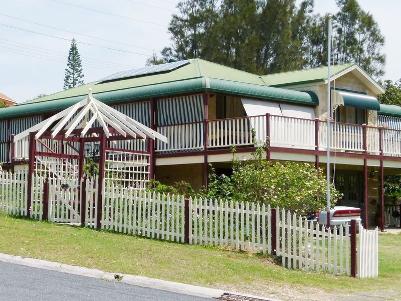 1 Anselmo Close, Emerald Beach NSW 2456