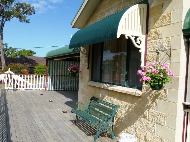 1 Anselmo Close, Emerald Beach NSW 2456
