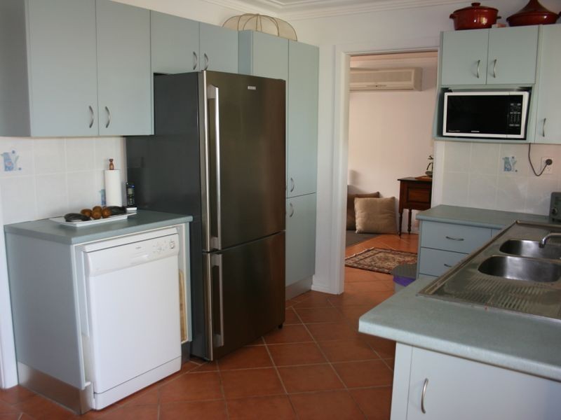 18 Hillview Crescent, Coffs Harbour NSW 2450