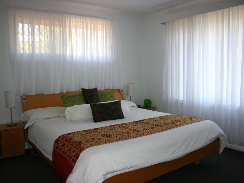 18 Hillview Crescent, Coffs Harbour NSW 2450