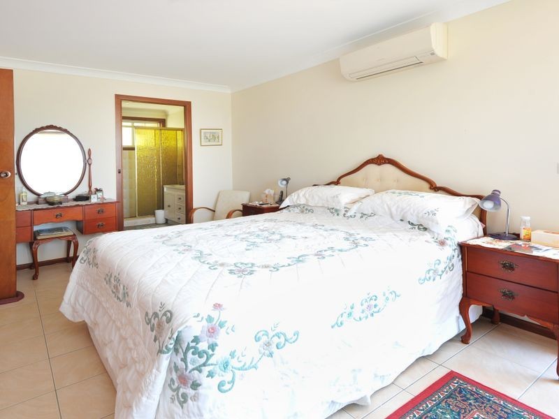 20A Skinner Close, Emerald Beach NSW 2456