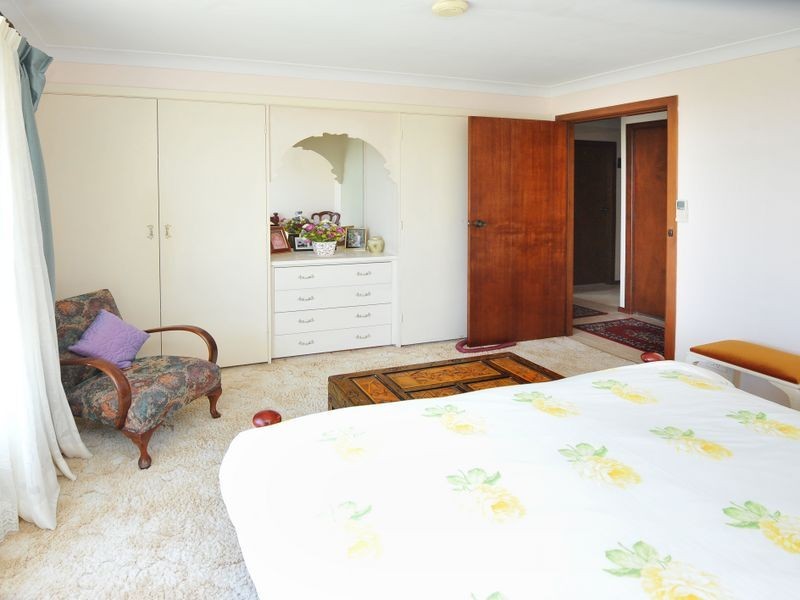 20A Skinner Close, Emerald Beach NSW 2456