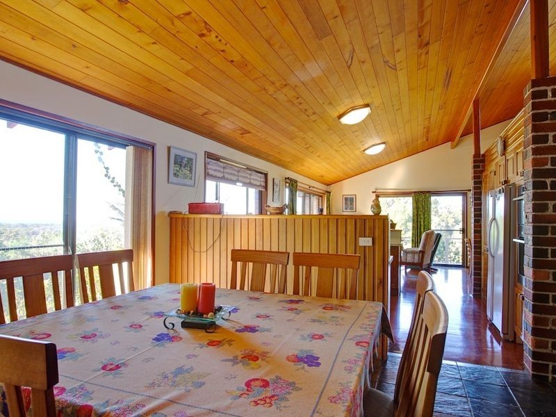 20b Skinner Close, Emerald Beach NSW 2456