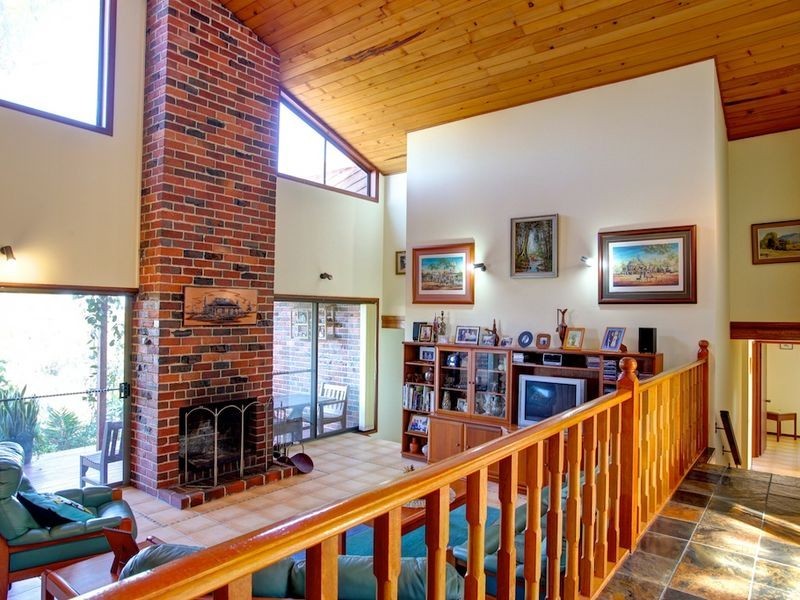 20b Skinner Close, Emerald Beach NSW 2456