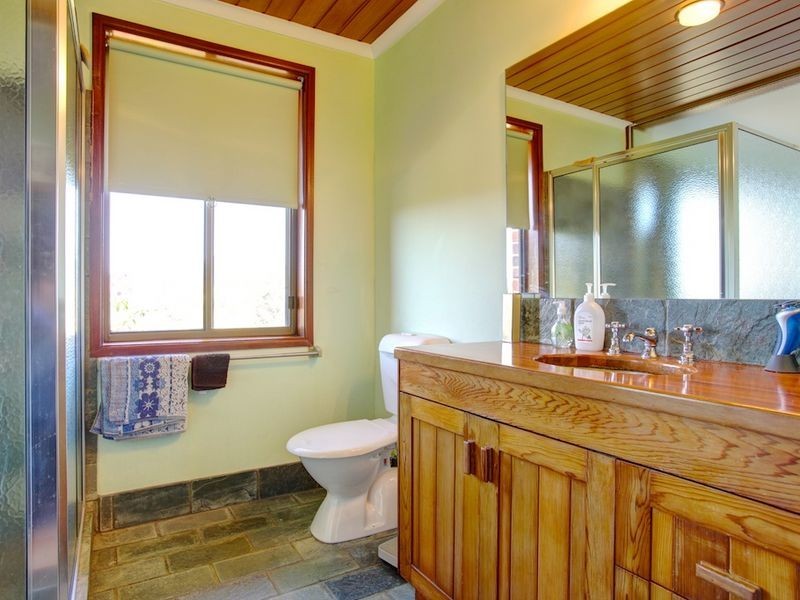 20b Skinner Close, Emerald Beach NSW 2456