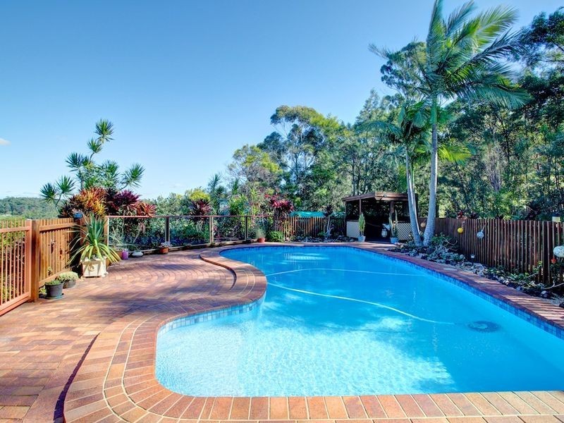 20b Skinner Close, Emerald Beach NSW 2456