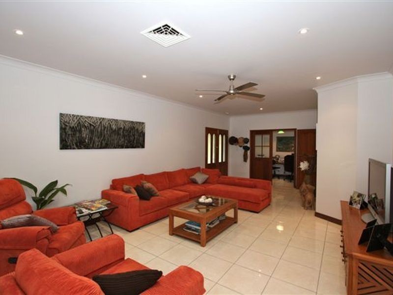 25 Vera Drive, Coffs Harbour NSW 2450