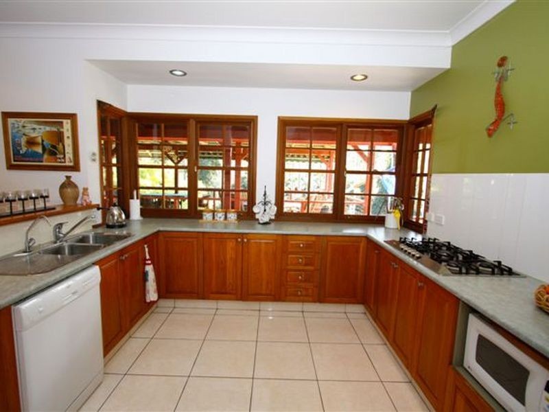 25 Vera Drive, Coffs Harbour NSW 2450