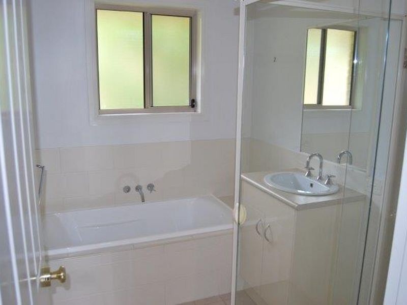 98 Peppertree Grove, Talarm NSW 2447