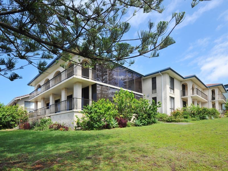 2/1 Twentieth Avenue, Sawtell NSW 2452