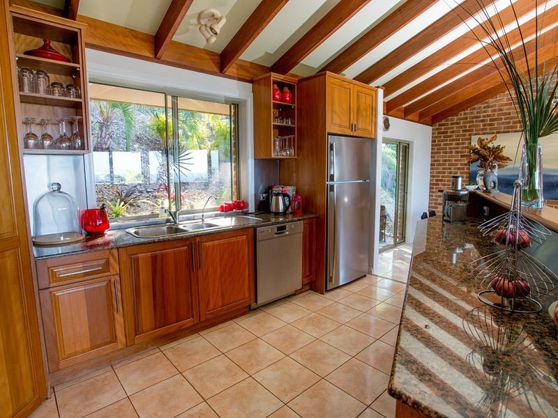 220 The Mountain Way, Sapphire Beach NSW 2450