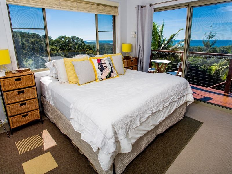 220 The Mountain Way, Sapphire Beach NSW 2450