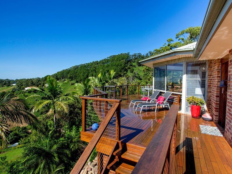220 The Mountain Way, Sapphire Beach NSW 2450