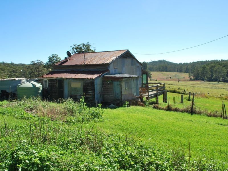 917 Moleton Road, Lowanna NSW 2450