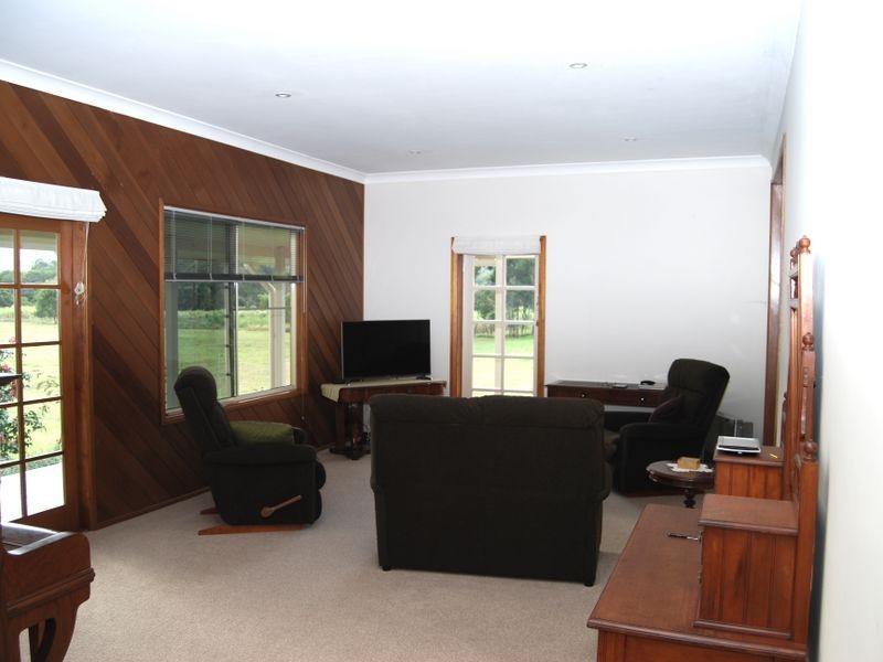 330 Pine Creek Way, Bonville NSW 2441