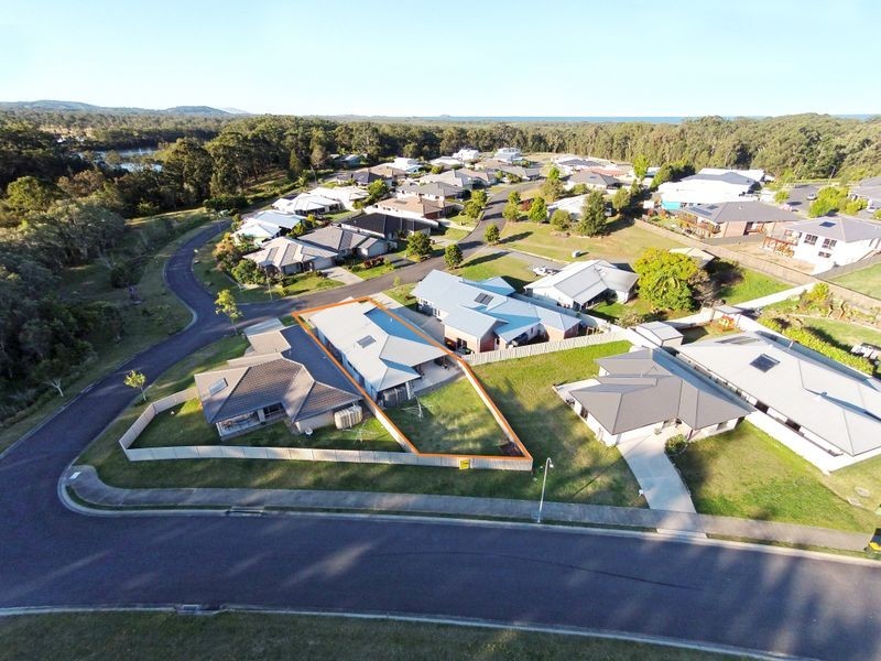 2A Estuary Drive, Moonee Beach NSW 2450