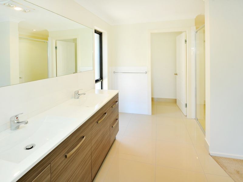 62 Admiralty Drive, Safety Beach NSW 2456