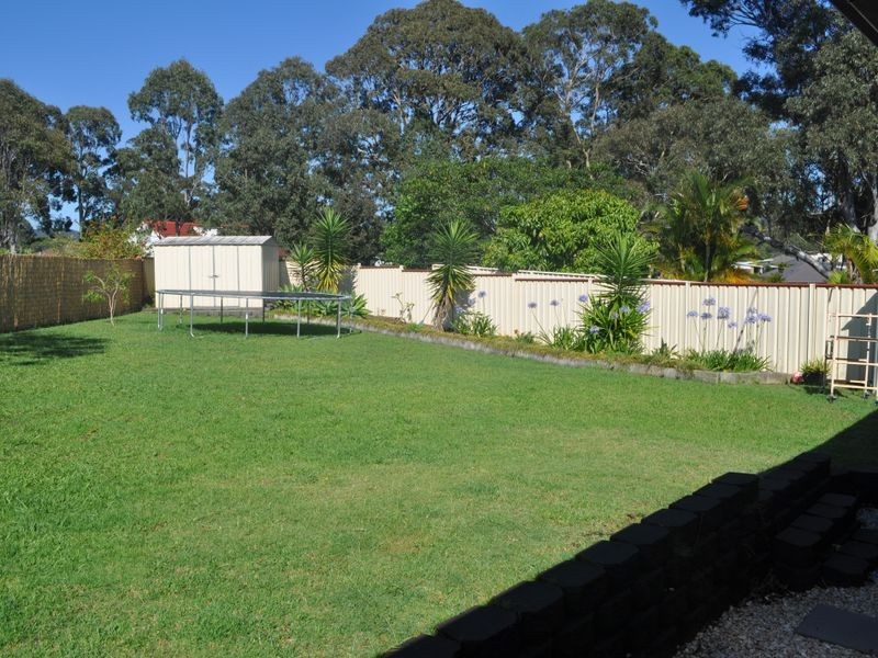 13 Strawberry Close, Woolgoolga NSW 2456