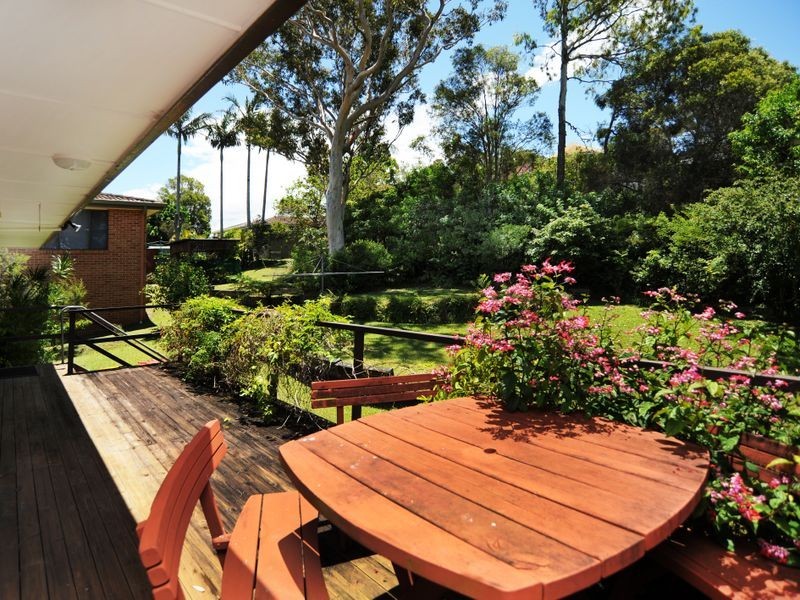 33 Gillibri Crescent, Sawtell NSW 2452